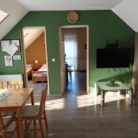 Апартаменти Zita *